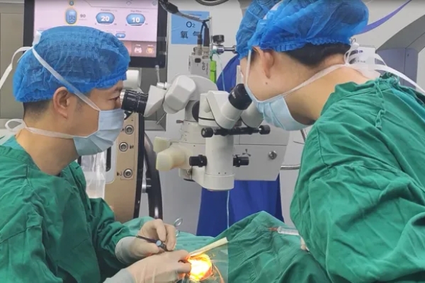 南昌愛爾眼科：精湛醫術破白內障陰霾，為退伍老兵重鑄光明長城