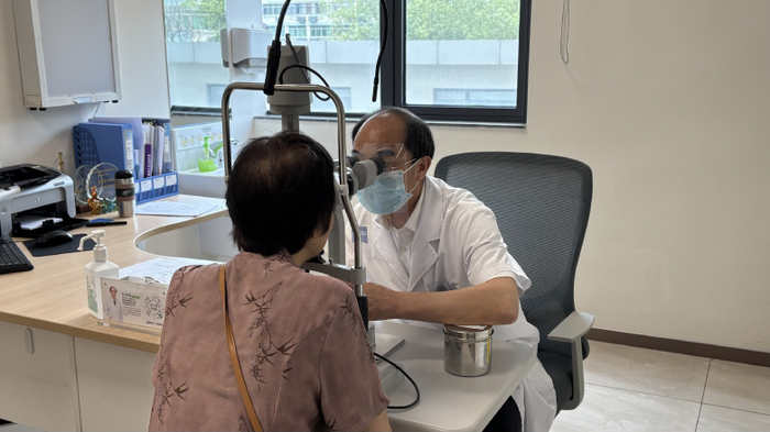 2222222222 2222222222